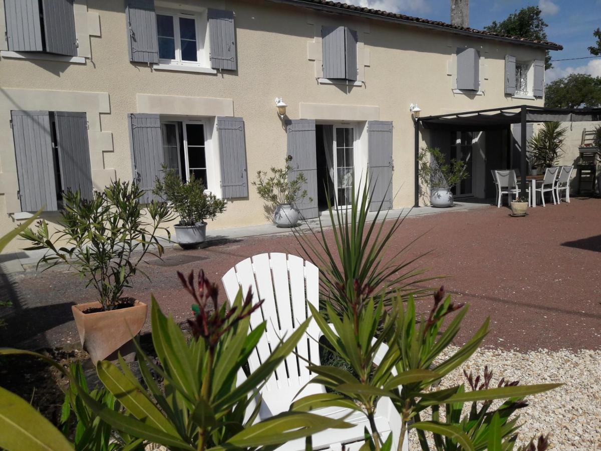 La Charentaise Ch D'Hotes ,Studio Cherac Luaran gambar